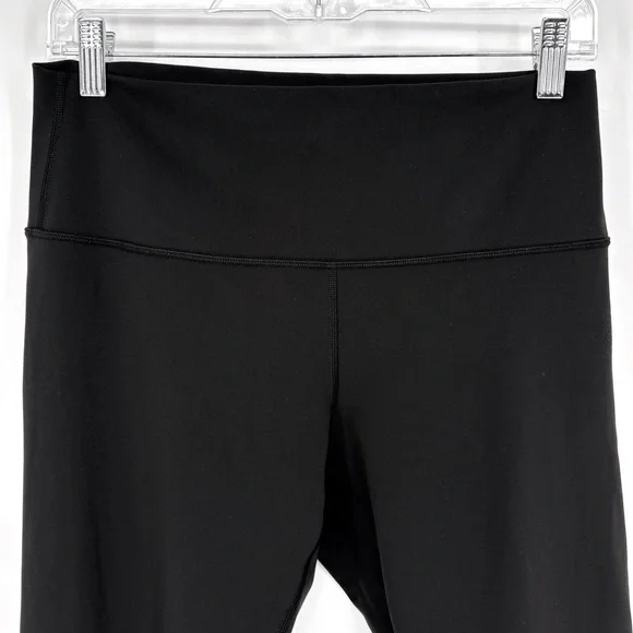 LULULEMONLike New! Wunder Under Luxtreme Black Cropped LeggingsSz 10